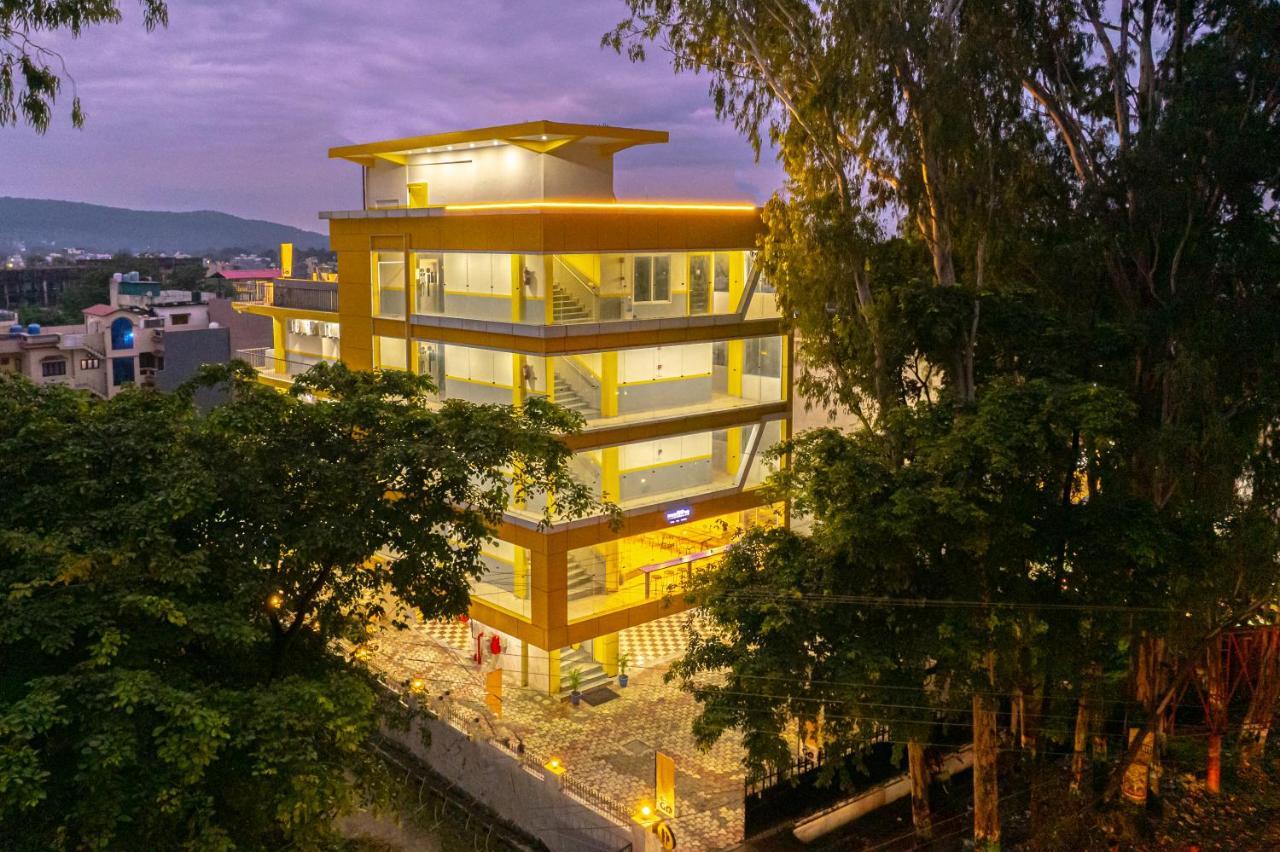 The Hosteller Dehradun Exteriör bild