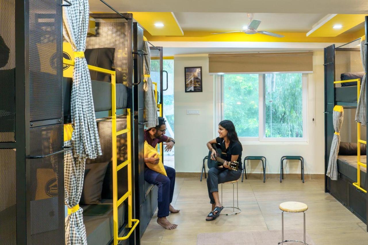 The Hosteller Dehradun Exteriör bild