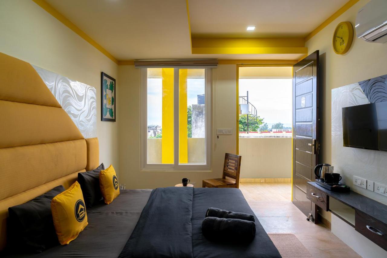 The Hosteller Dehradun Exteriör bild