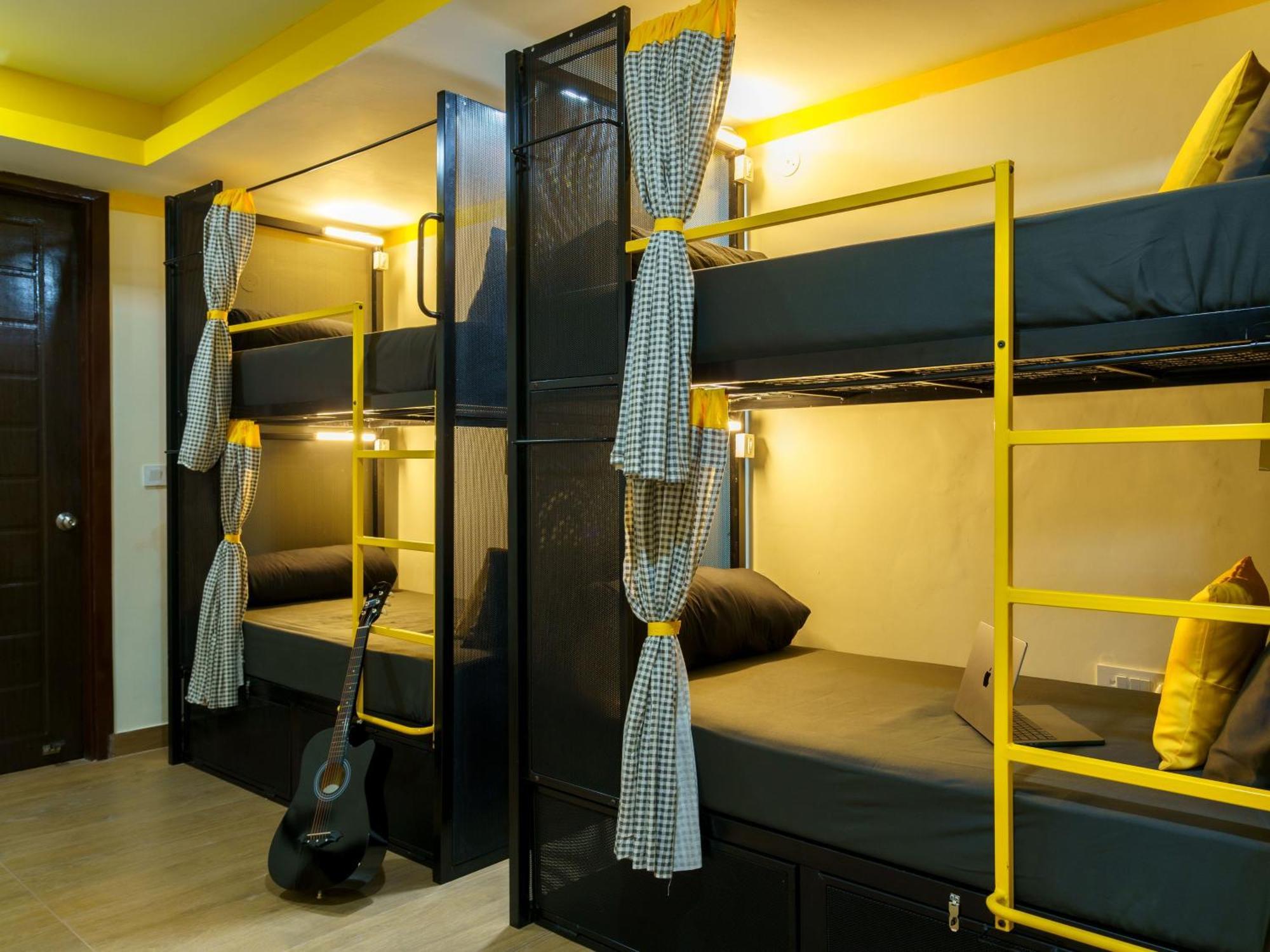 The Hosteller Dehradun Exteriör bild